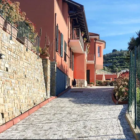 Silvia - Slr351 By Interhome *